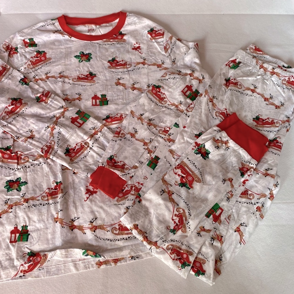 PJ Place Holiday Pajama Set Women Size Large Red Green Worn Once! Xmas